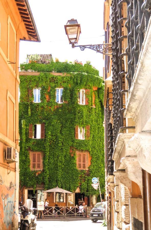 Casa Del Moro - Romantic Loft In Trastevere Екстериор снимка